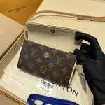 Belt Bags Lv