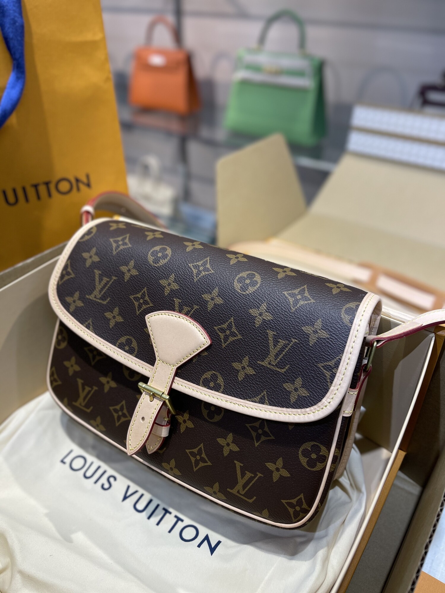 Lv Bella