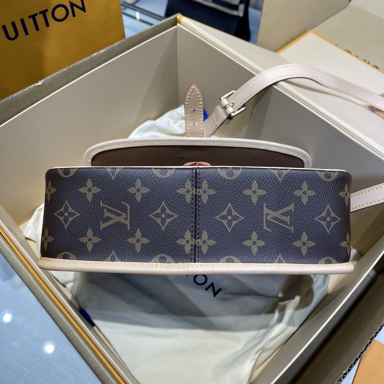 Lv Bella