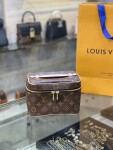 Lv Nice Mini M44495