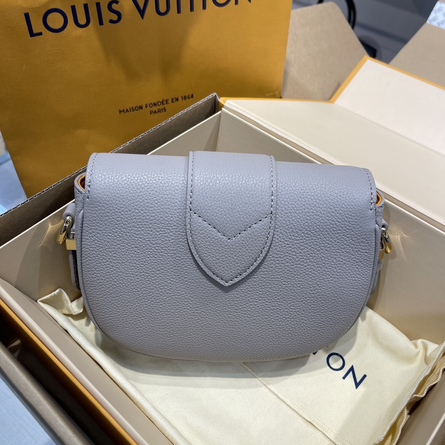 Lv Pont 2022 21cm