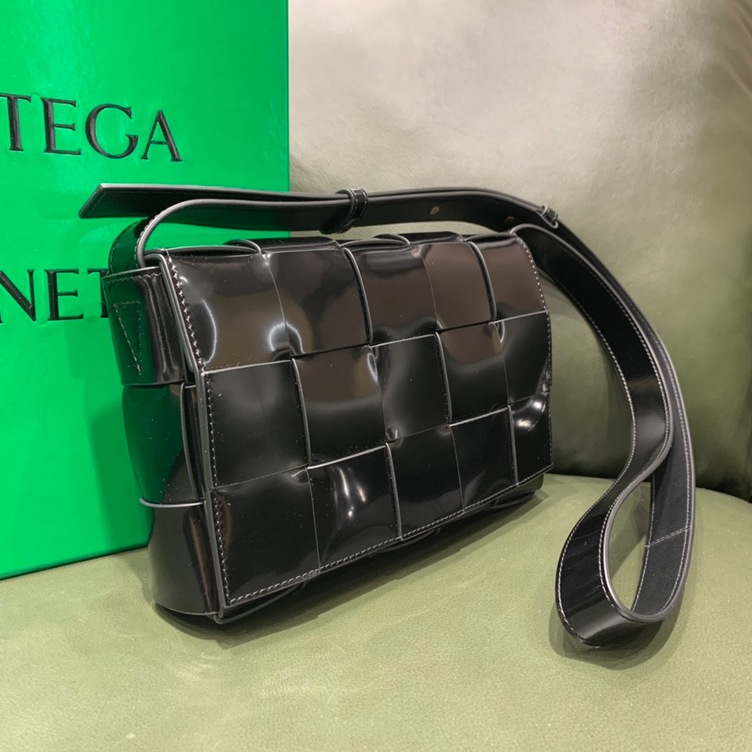 Black Intreccio Cassette Bag