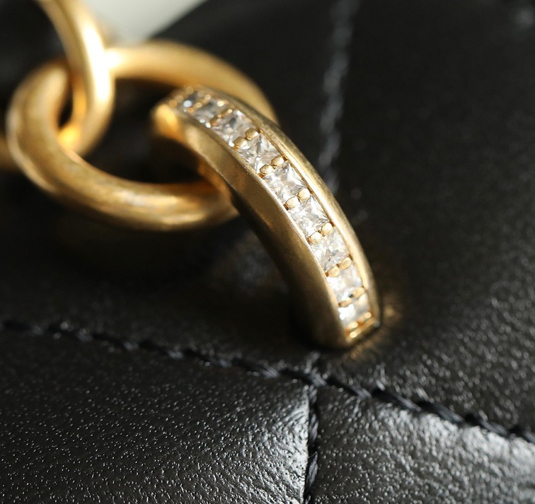 21k Diamond Buckle Flap Bag