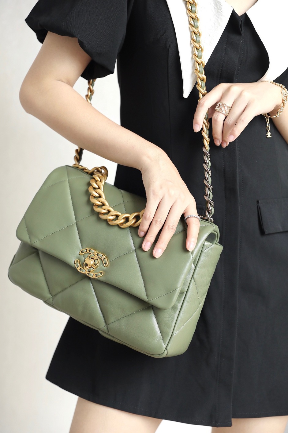 Chanel 19 Bag