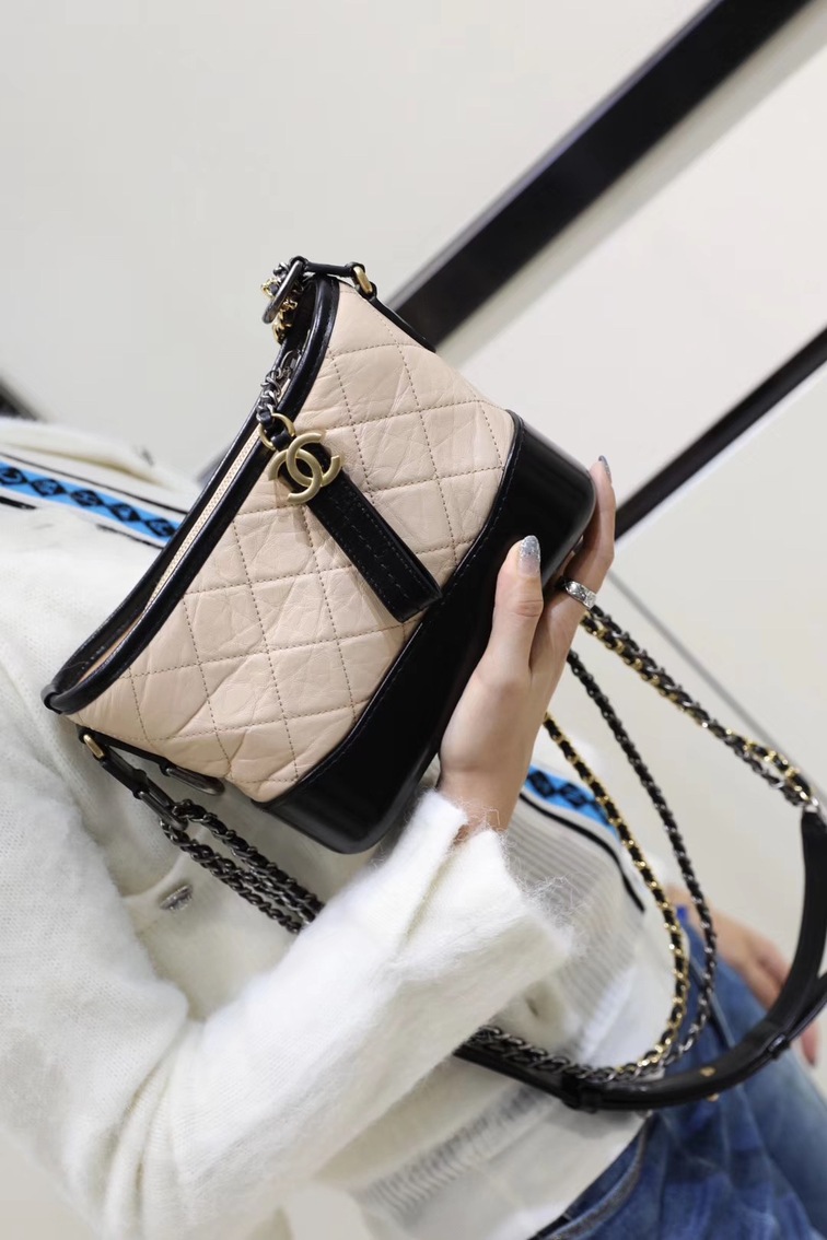 Gabrielle Hobo Bag