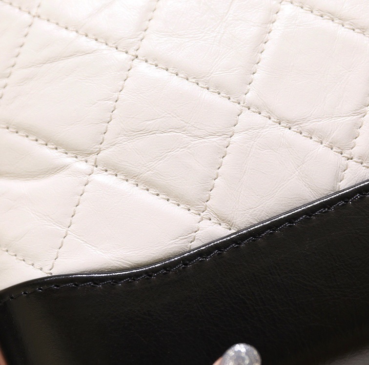 Gabrielle Hobo Bag