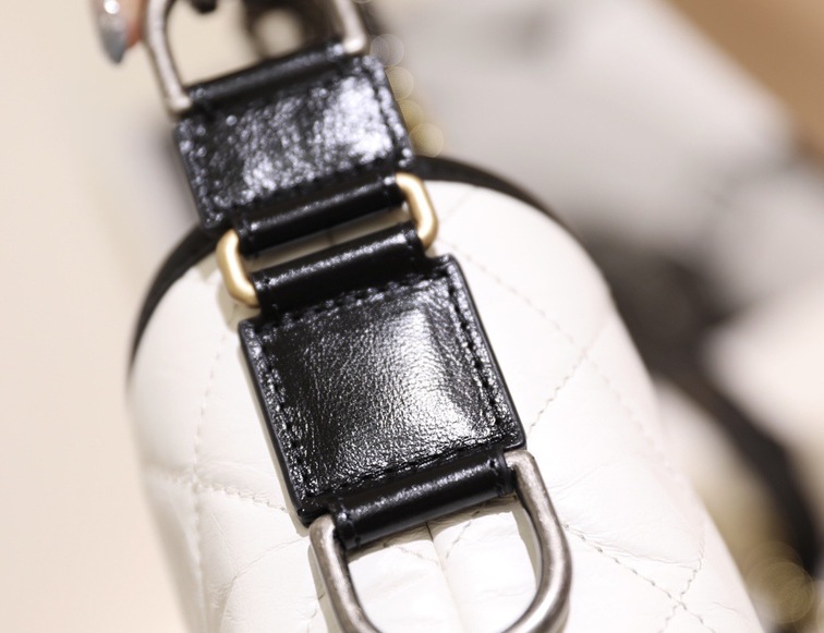 Gabrielle Hobo Bag