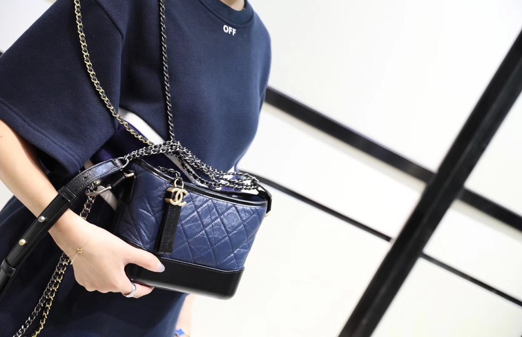 Gabrielle Hobo Bag