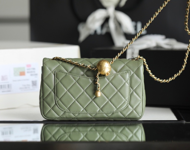 Lambskin Quilted Mini Cc Pearl Crush Rectangular Flap