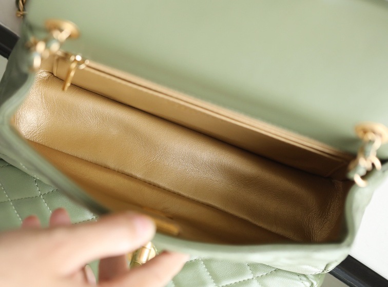 Lambskin Quilted Mini Cc Pearl Crush Rectangular Flap