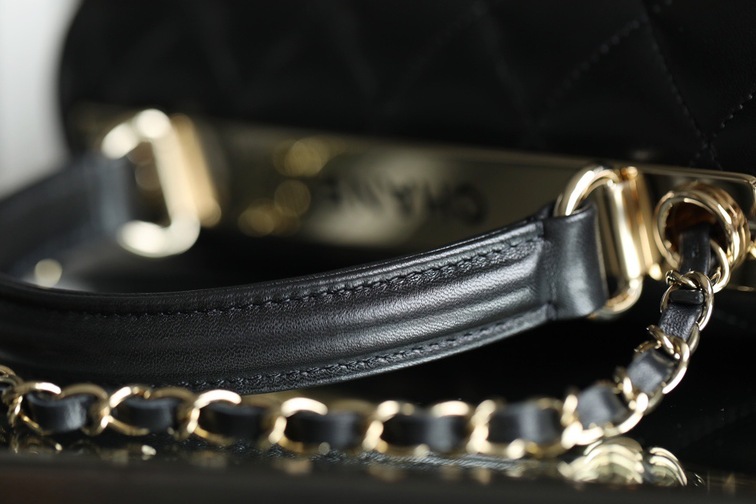 Lambskin Quilted Small Trendy Flap Bag