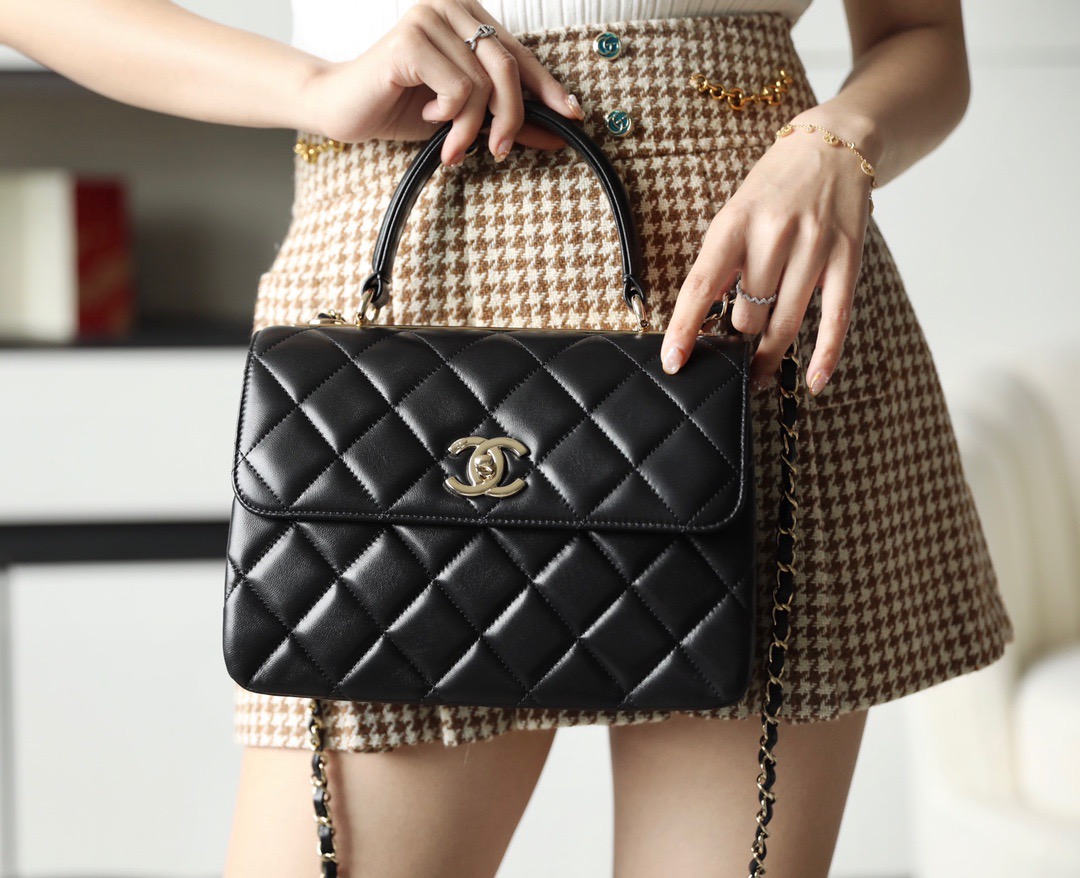 Lambskin Quilted Small Trendy Flap Bag