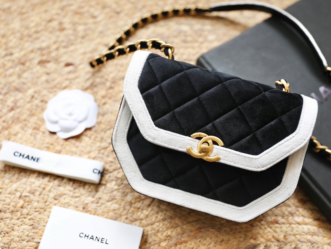Mini Velvet Flap Bag