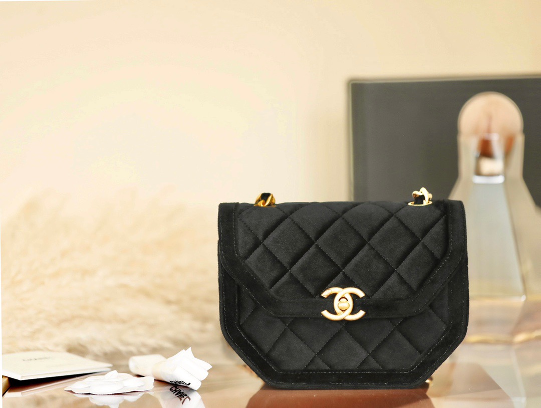 Mini Velvet Flap Bag