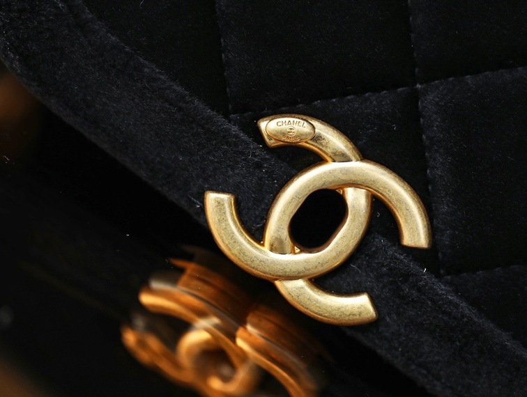 Mini Velvet Flap Bag