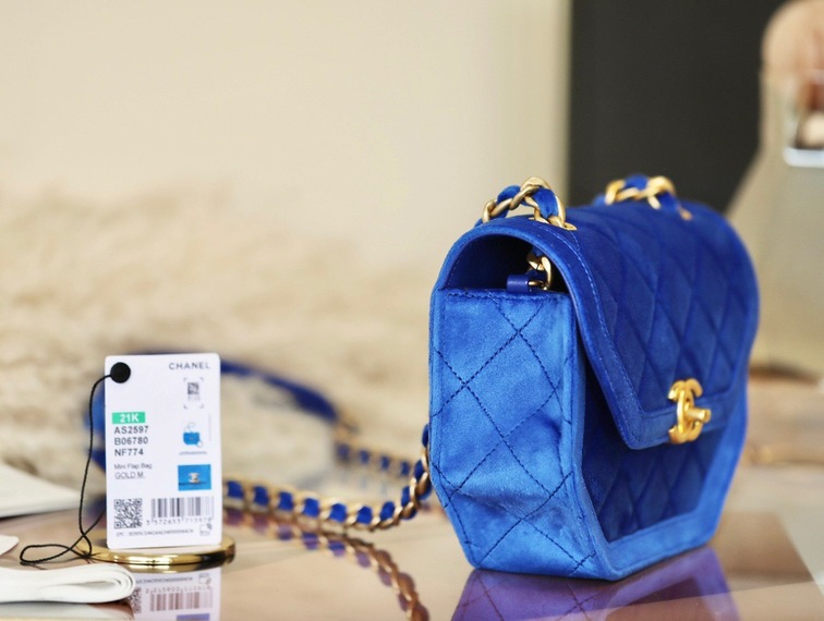 Mini Velvet Flap Bag