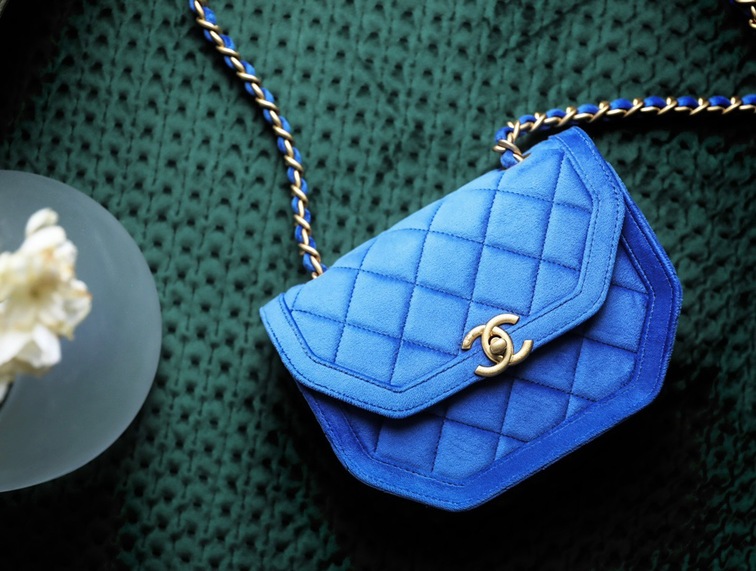 Mini Velvet Flap Bag