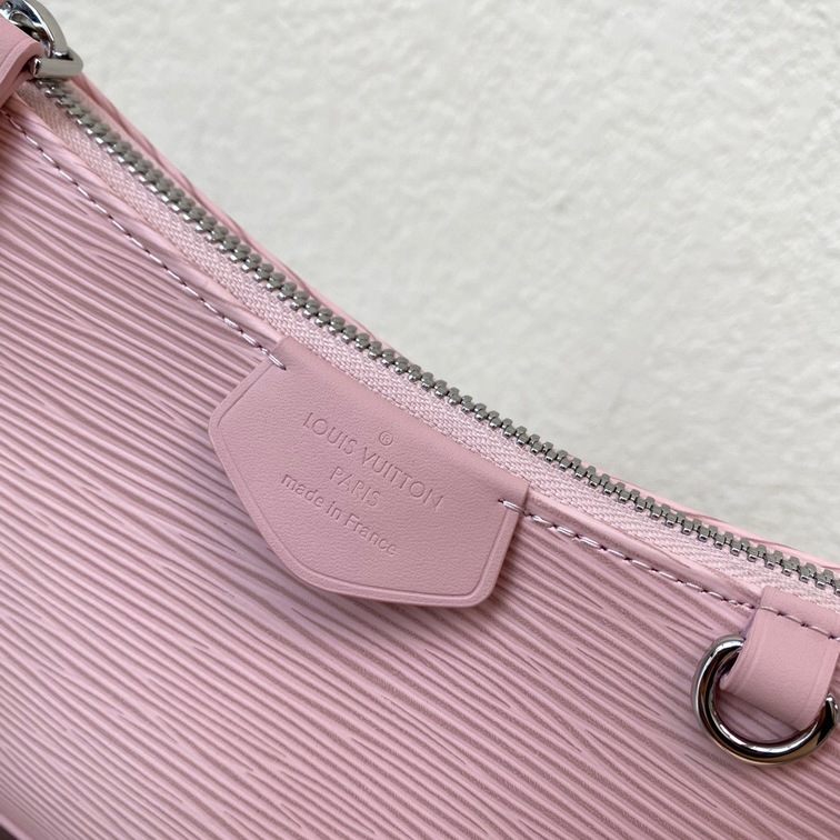 Easy Pouch On Strap Bag