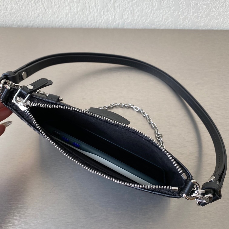 Easy Pouch On Strap Bag