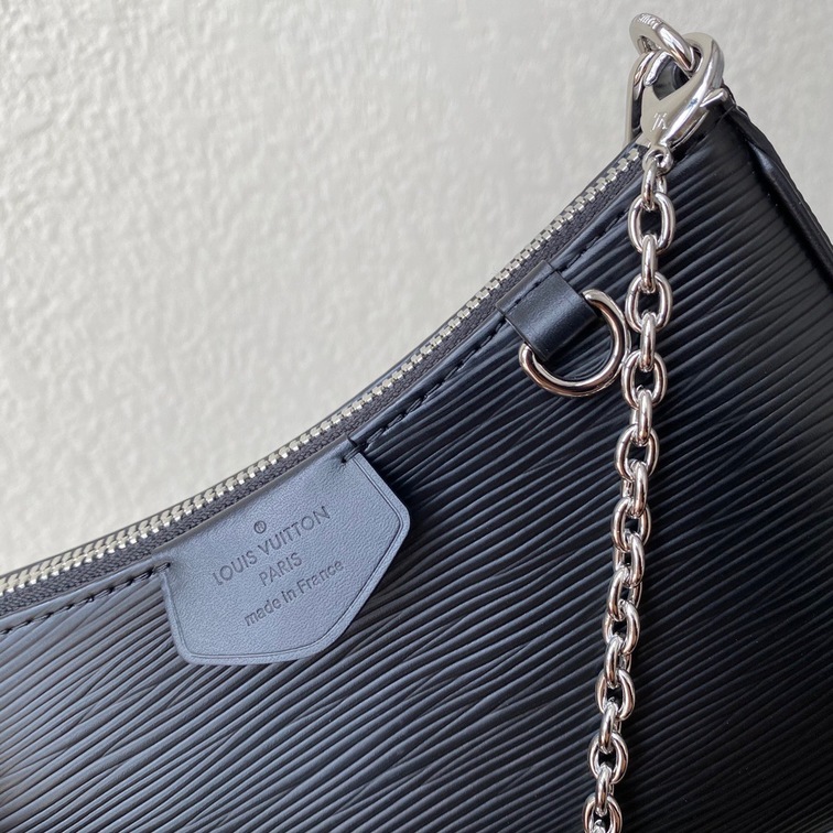 Easy Pouch On Strap Bag