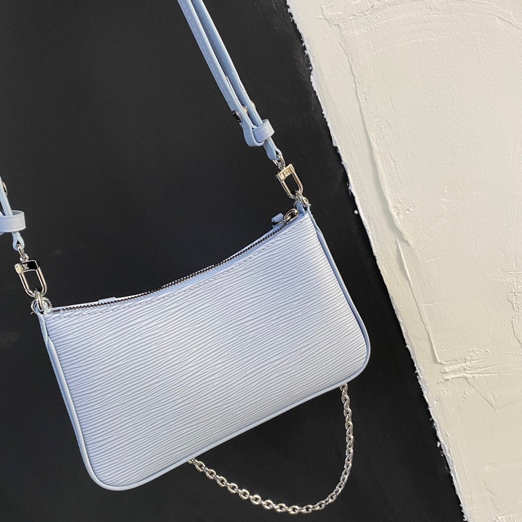 Easy Pouch On Strap Bag