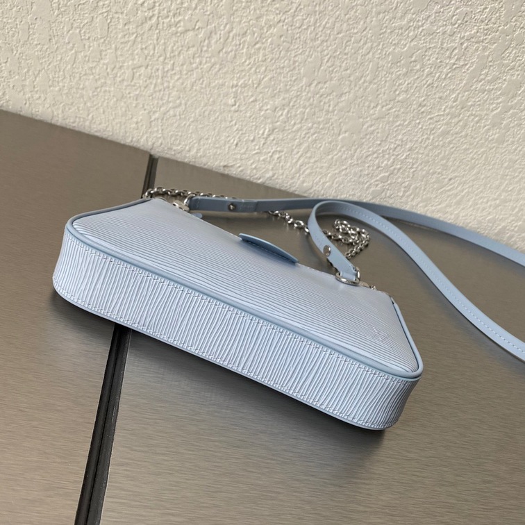 Easy Pouch On Strap Bag