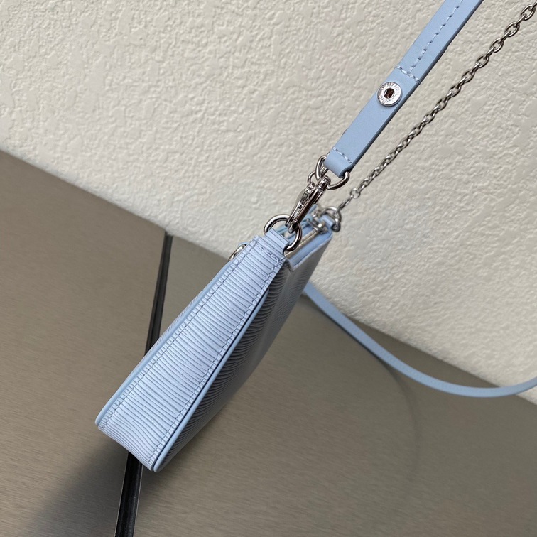 Easy Pouch On Strap Bag