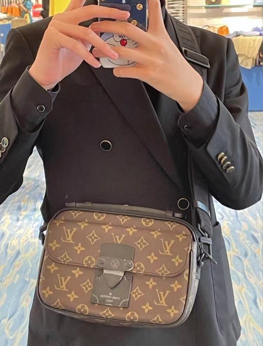 S Lock Messenger Taurillon Monogram Bag