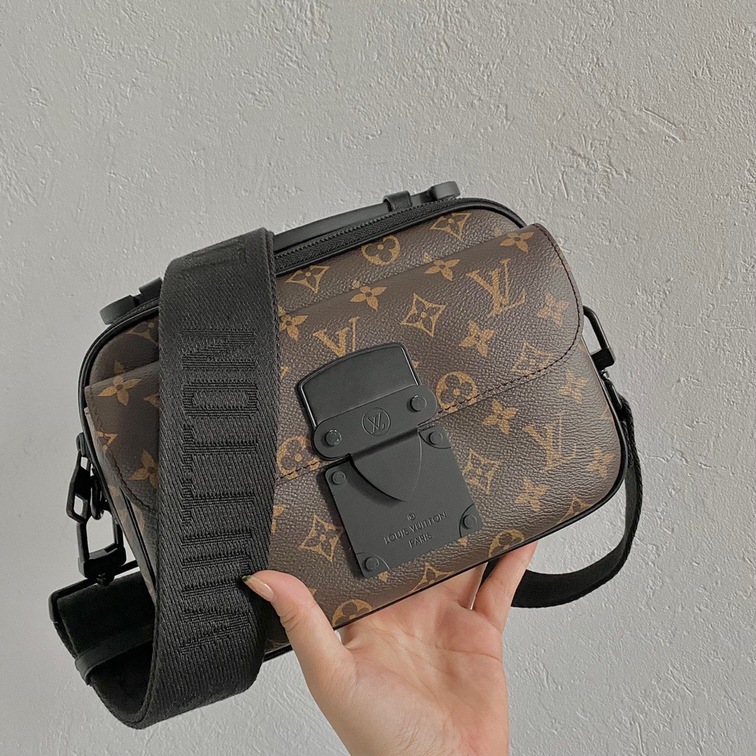 S Lock Messenger Taurillon Monogram Bag