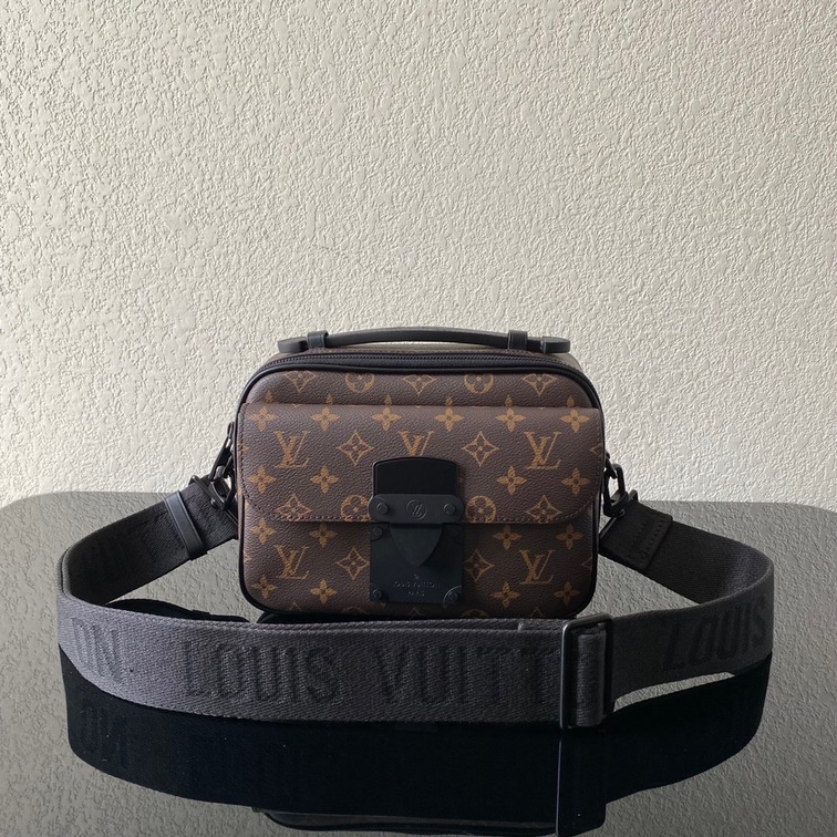 S Lock Messenger Taurillon Monogram Bag