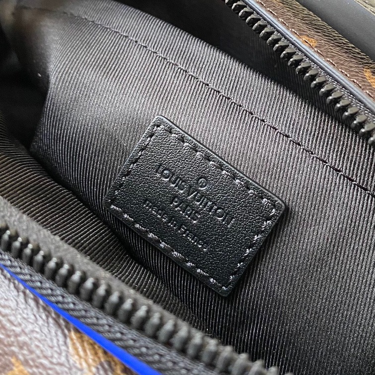 S Lock Messenger Taurillon Monogram Bag