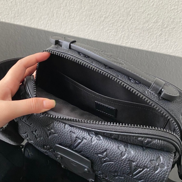 S Lock Messenger Taurillon Monogram Bag