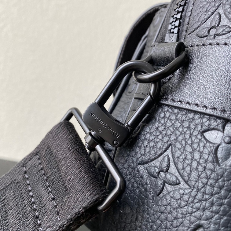 S Lock Messenger Taurillon Monogram Bag
