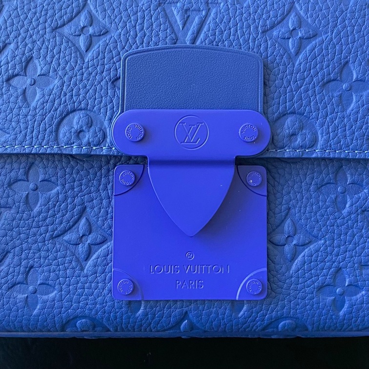 S Lock Messenger Taurillon Monogram Bag