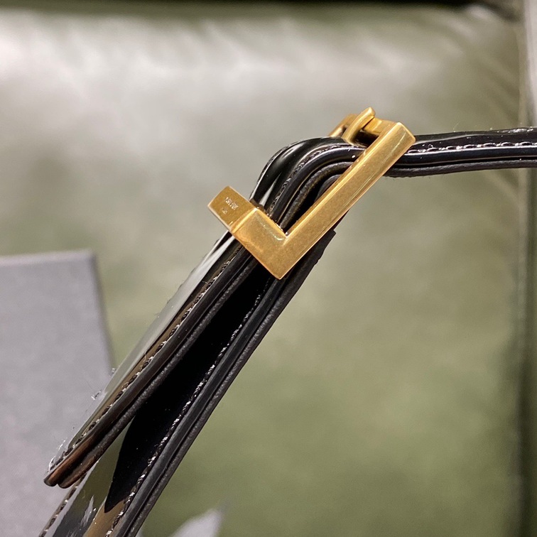 Le 5 A 7 Patent Leather Bag