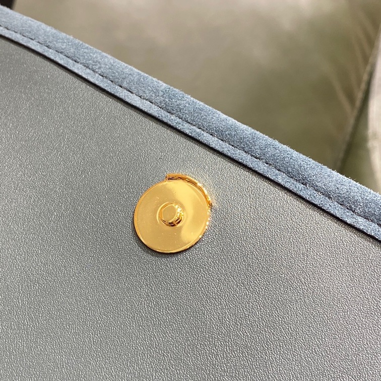 Medium Suede Niki Bag