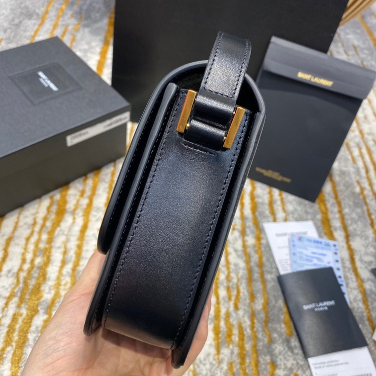 Solferino Medium Leather Shoulder Bag