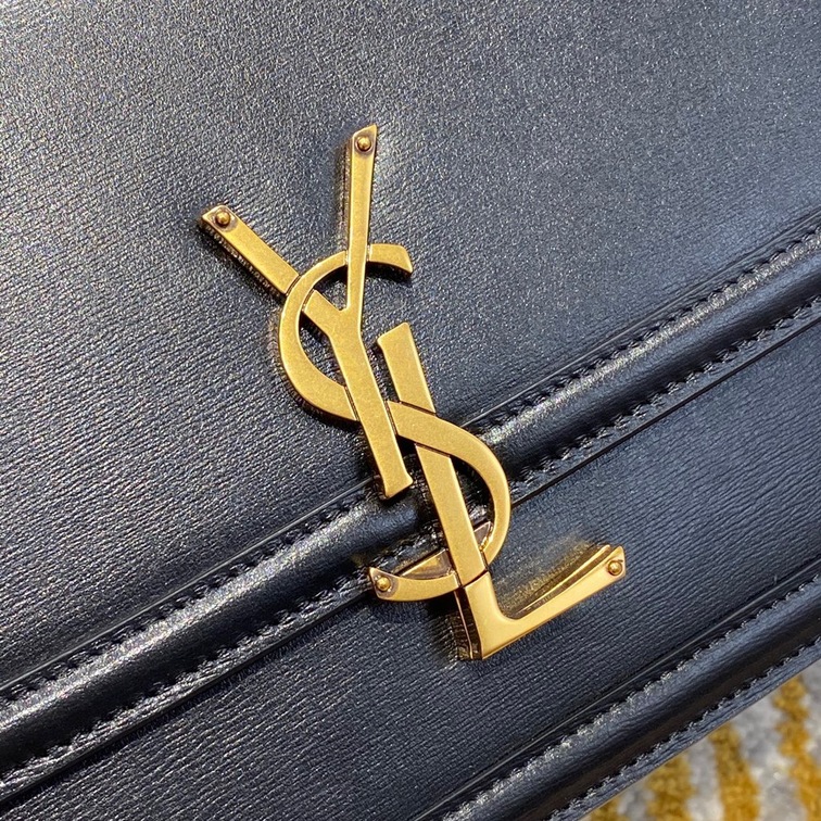 Solferino Medium Leather Shoulder Bag