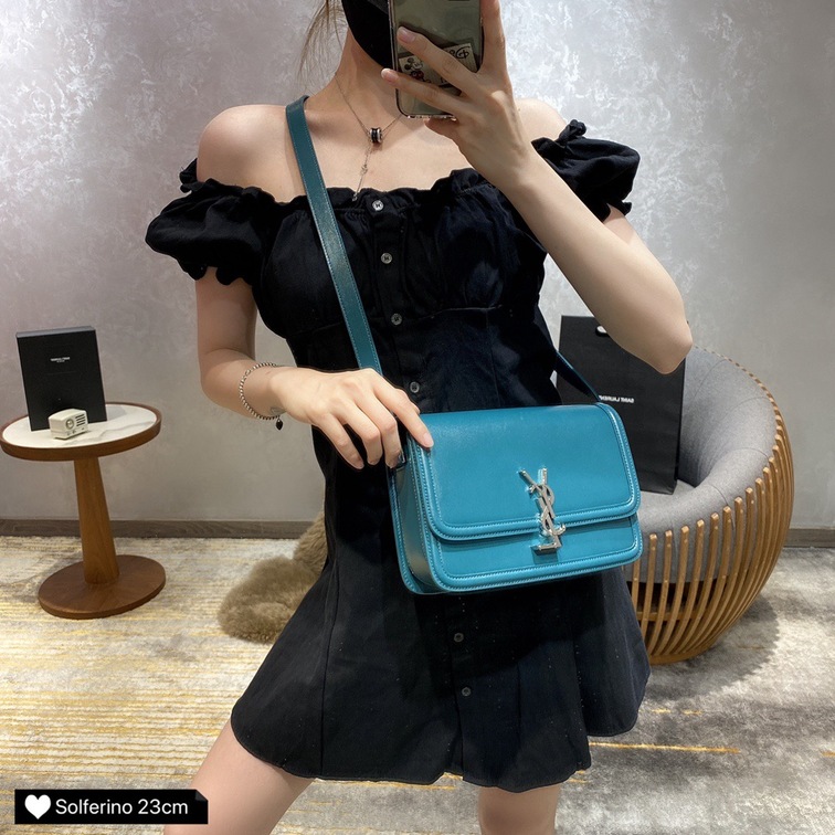 Solferino Medium Leather Shoulder Bag