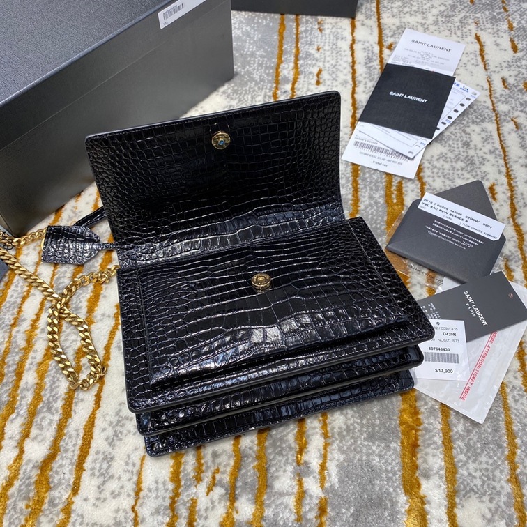 Sunset Medium In Crocodile Embossed Shiny Leather