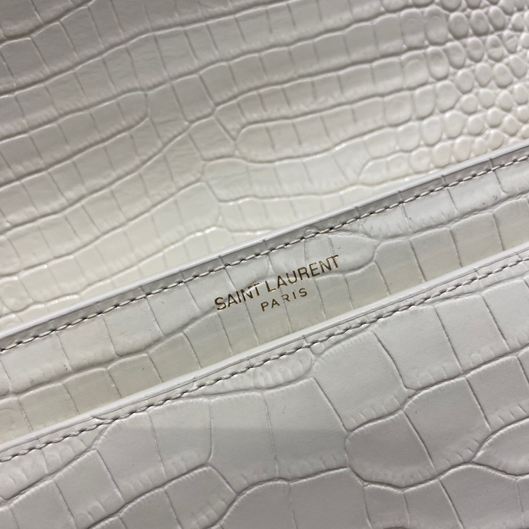 Sunset Medium In Crocodile Embossed Shiny Leather