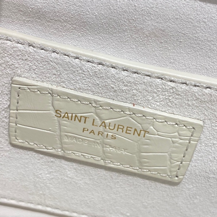 Sunset Medium In Crocodile Embossed Shiny Leather