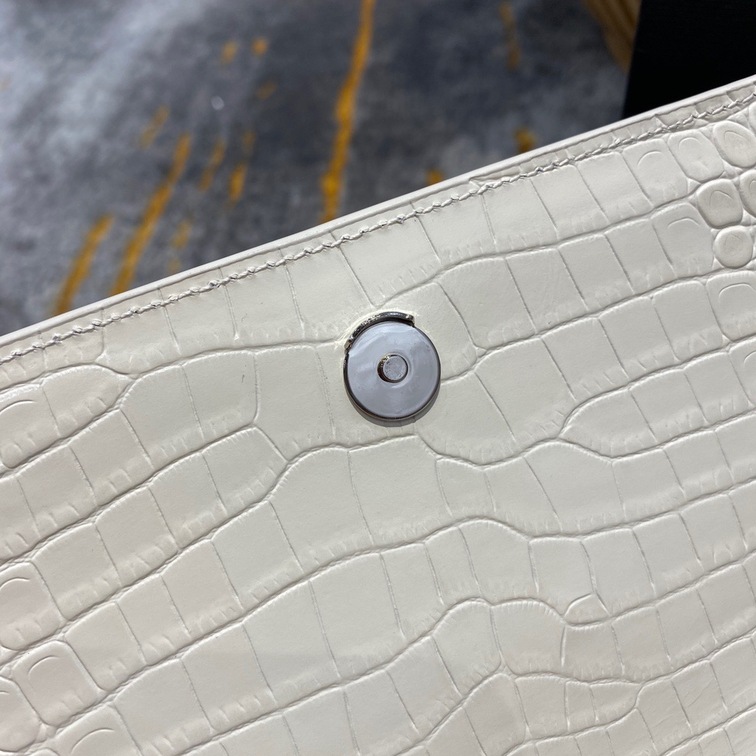 Sunset Medium In Crocodile Embossed Shiny Leather