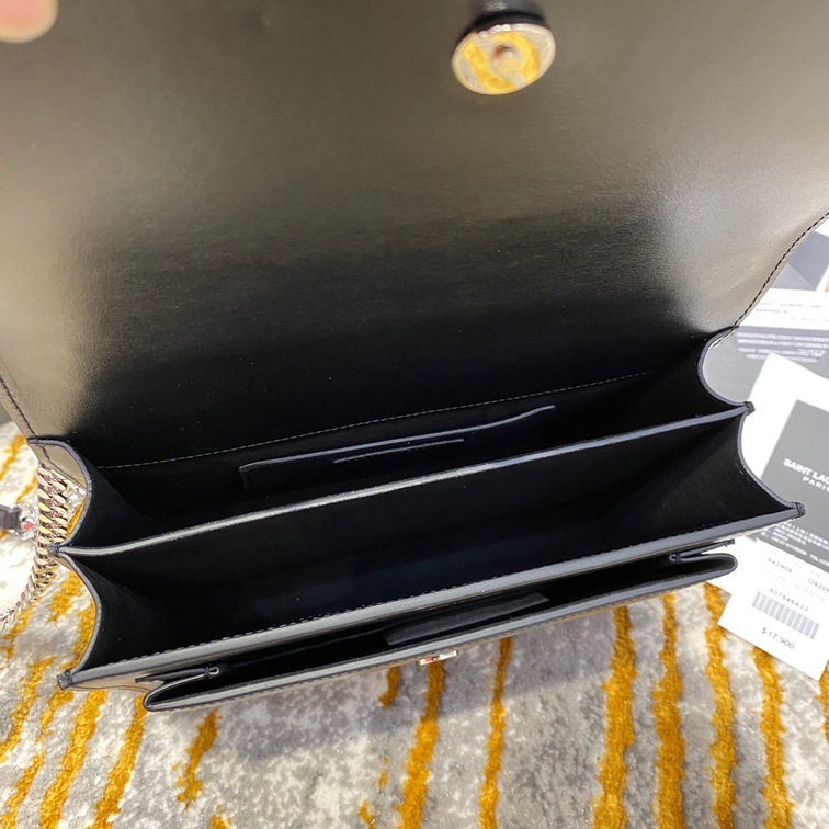 Sunset Medium In Shiny Leather