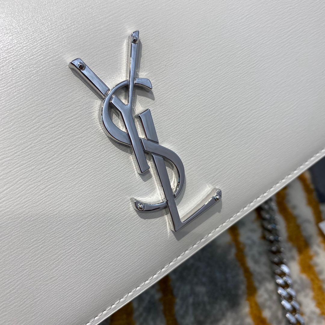 Sunset Medium In Shiny Leather